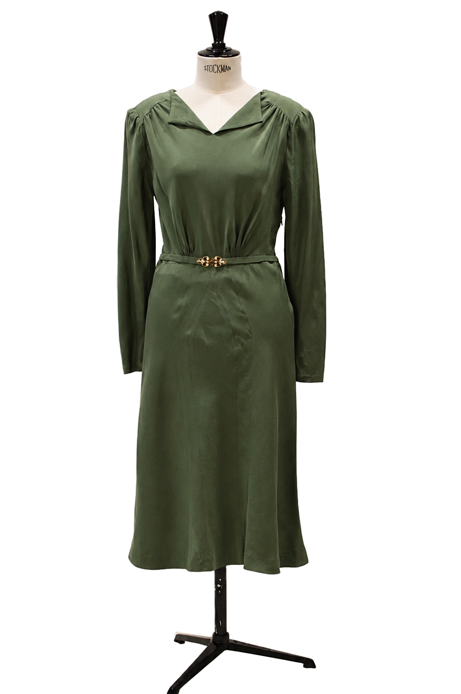 Green elegant dress 1940s