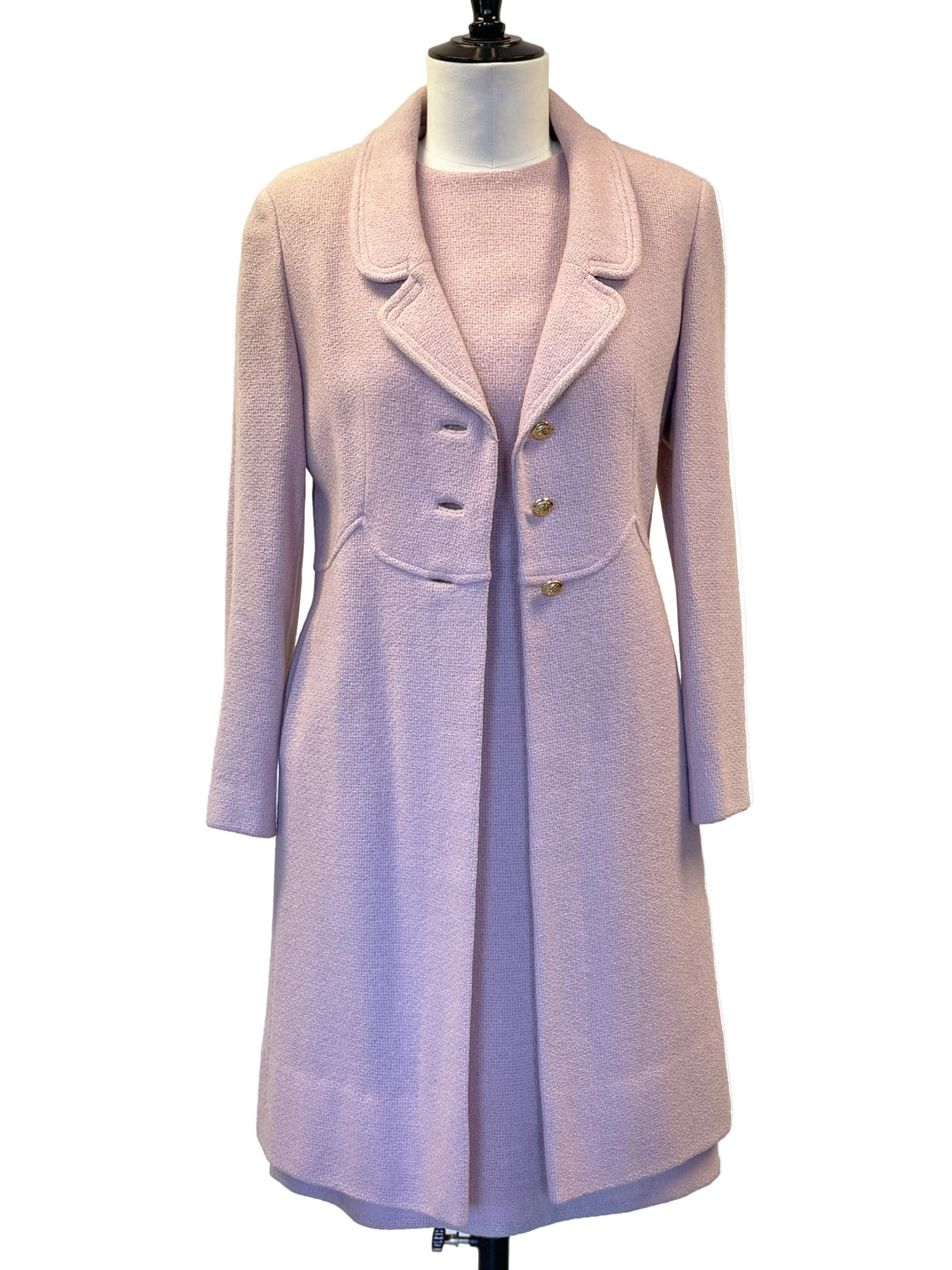 Pink suit in wool 1960s
